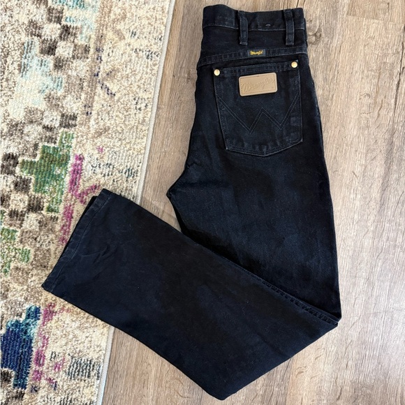 Wrangler • MEN'S SLIM FIT 936 COWBOY CUT JEANS - Picture 3 of 9